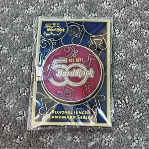 ❄️ HARD ROCK London England Regional Hinged Landmark Series Pin